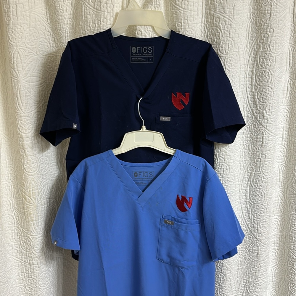 UNMC Figs Blue Men's Scrub Tops